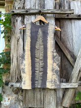 Load image into Gallery viewer, Shadow Glade | Singlet | Size S