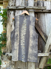 Load image into Gallery viewer, Shadow Glade | Singlet | Size M