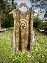 Load image into Gallery viewer, Golden Glade Codes | Singlet | Size M