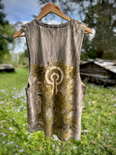 Load image into Gallery viewer, Golden Glade Codes | Singlet | Size M