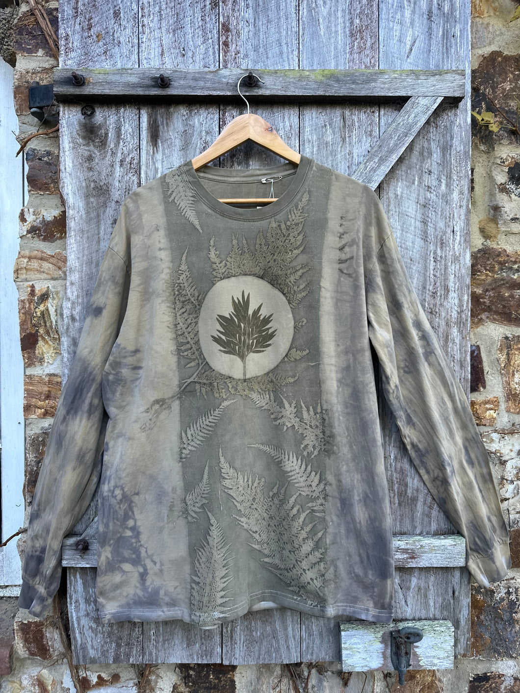 Fern Glade  | Long Sleeve T-shirt | Size XL