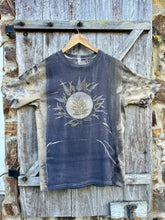 Load image into Gallery viewer, Blue Moon  | T-shirt | Size S
