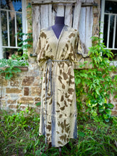 Load image into Gallery viewer, Akunara Dress/ Robe | Free Size (Fits 8 - 14)
