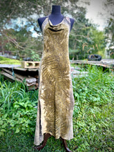 Load image into Gallery viewer, Jequia Dress | Camo Fern | Size 8-14
