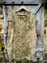 Load image into Gallery viewer, Fern Glade  |T-shirt | Size 2XL
