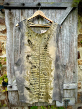 Load image into Gallery viewer, Golden Glade | Singlet | Size XL
