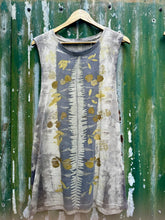 Load image into Gallery viewer, Shadow Glade | Singlet | Size XL
