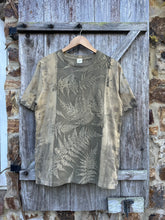 Load image into Gallery viewer, Fern Glade  | T-shirt | Size S
