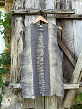 Load image into Gallery viewer, Shadow Glade | Singlet | Size M
