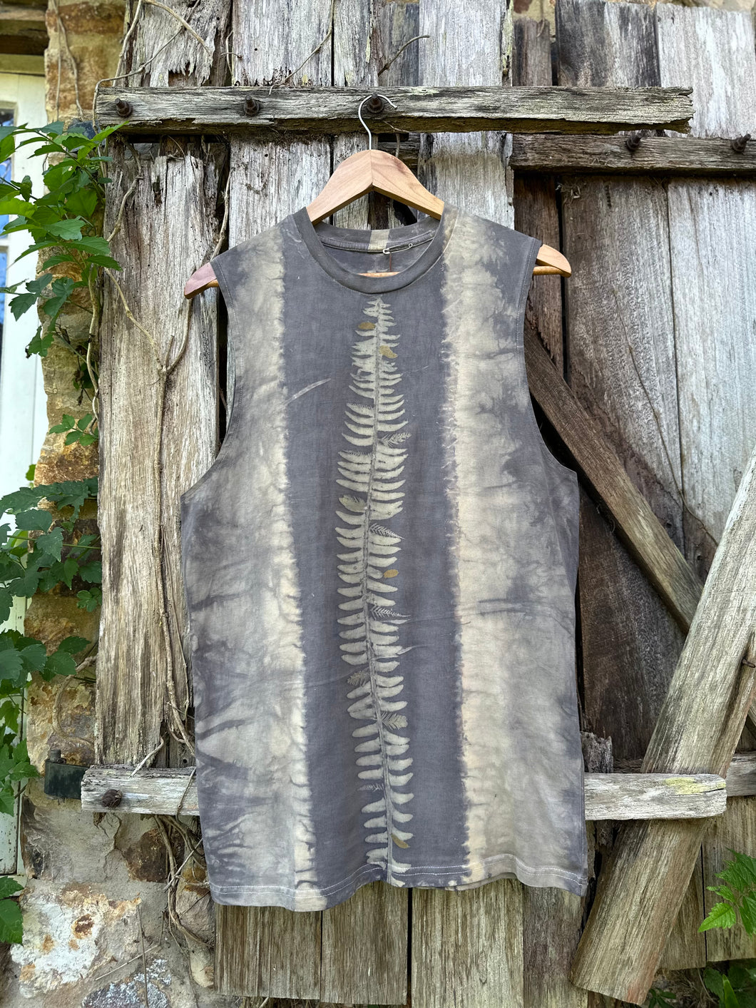 Shadow Glade | Singlet | Size M